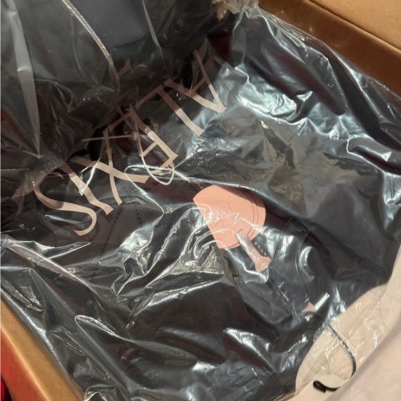 ALEXIS VALRY DRESS - Picture 6 of 6